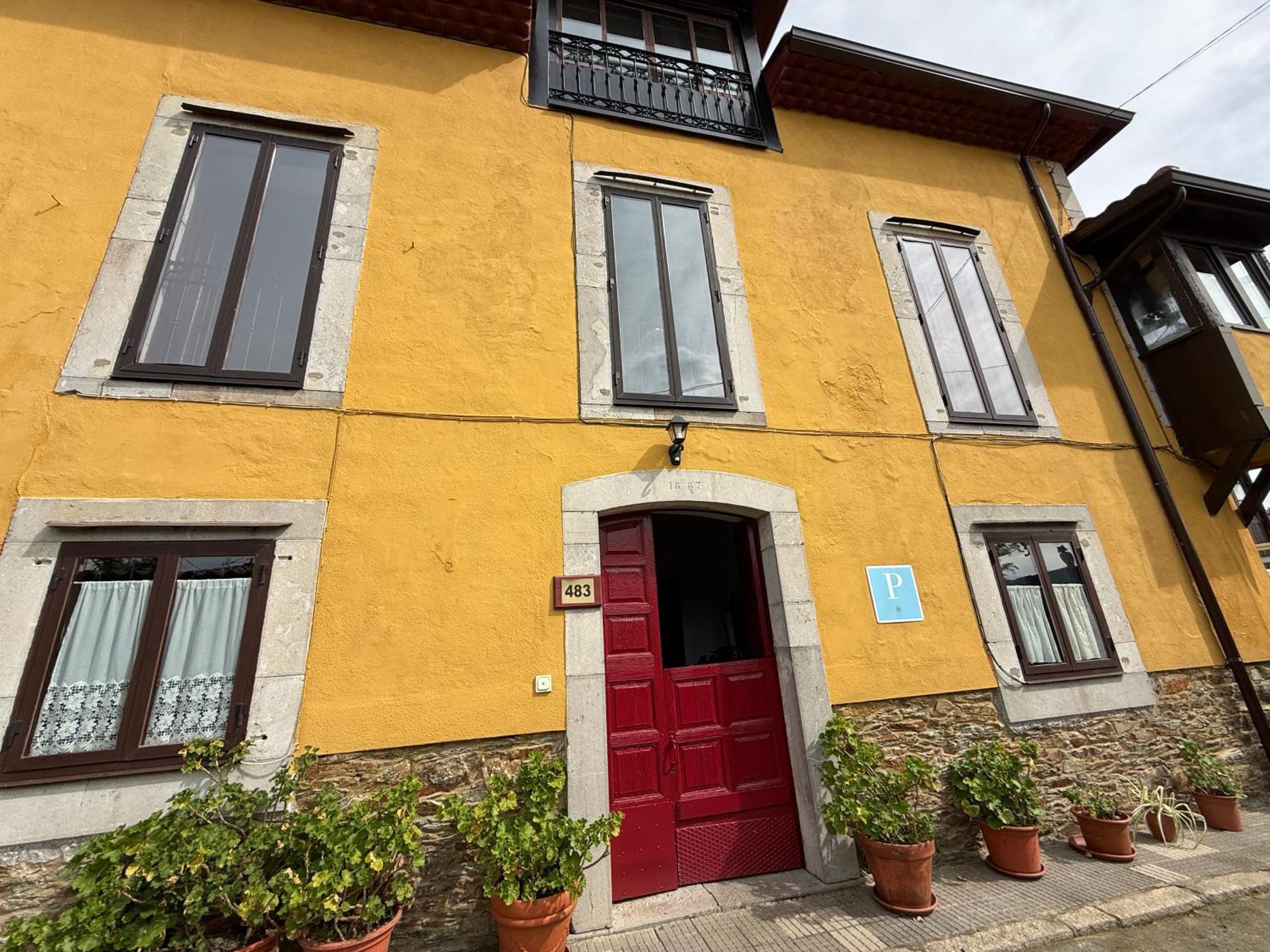 La Casona De Faedo Pension Hotell Exteriör bild