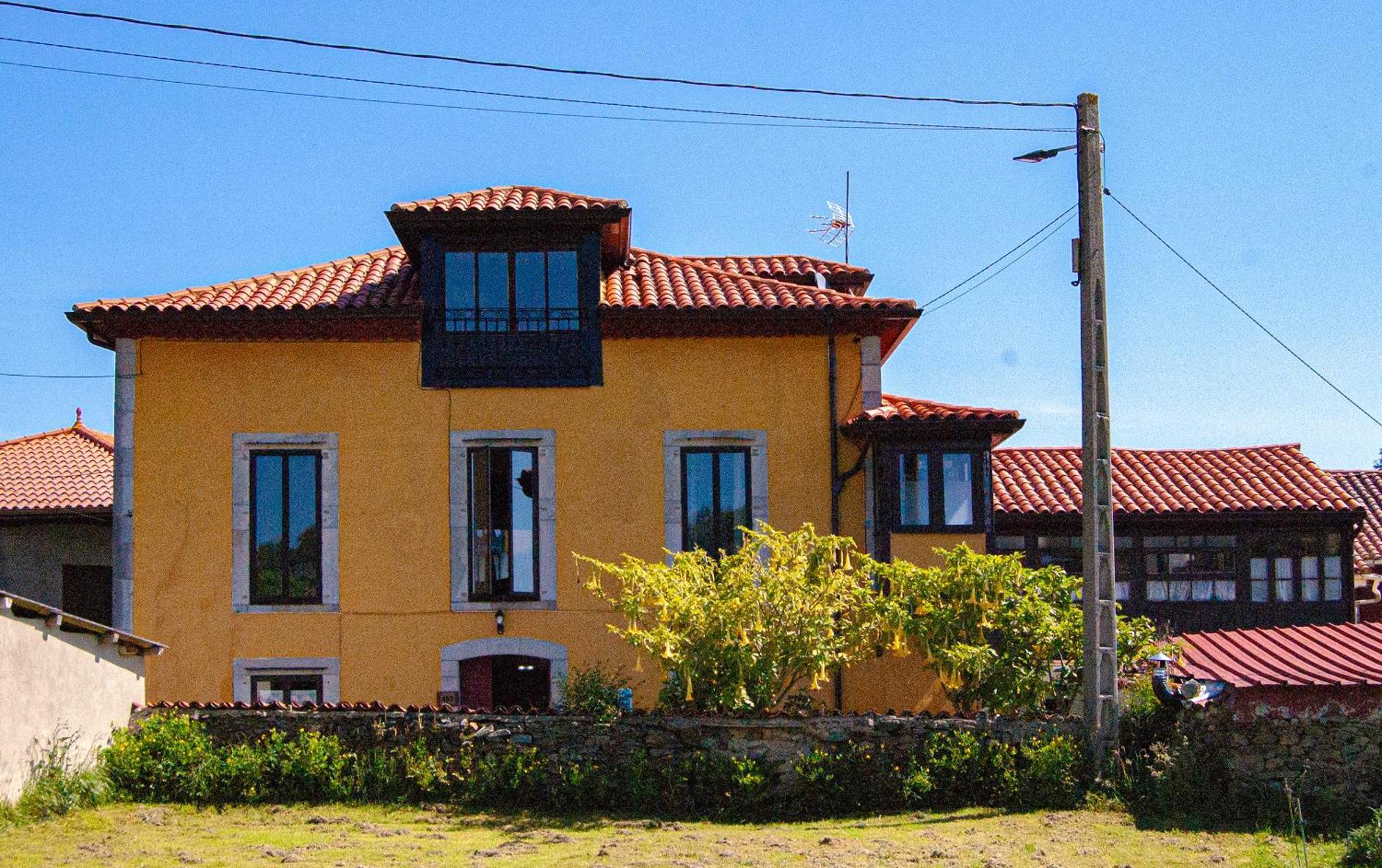 La Casona De Faedo Pension Hotell Exteriör bild